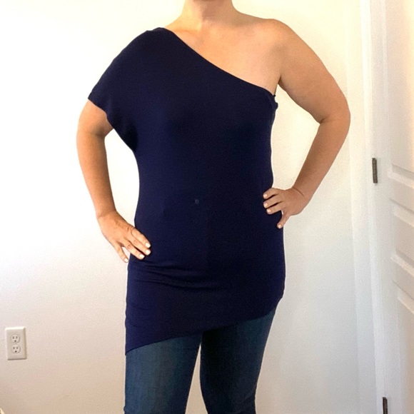 Tarte one shoulder navy blue top - Picture 3 of 3